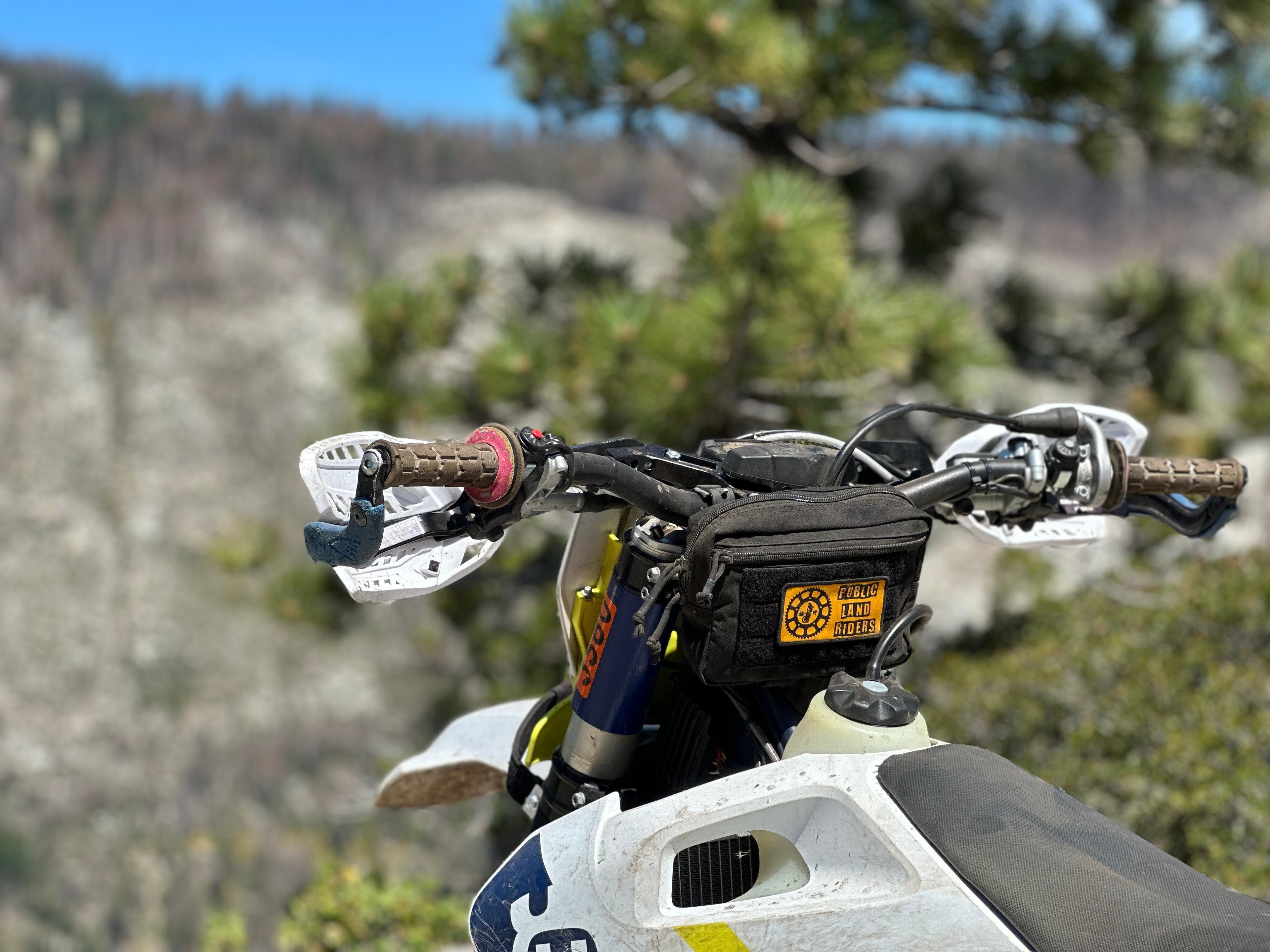 Black Medium Handlebar Bag