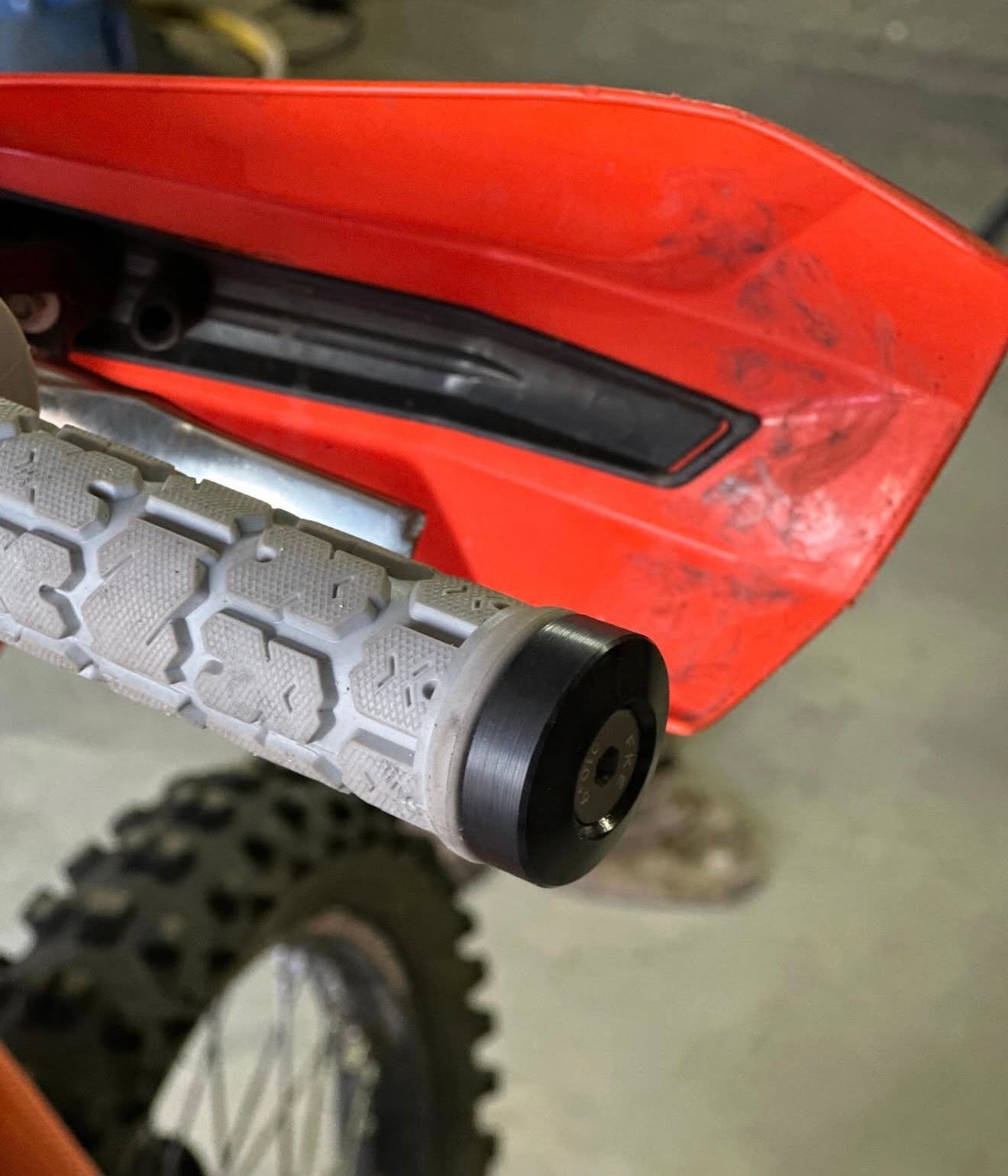 UHMW Bar End Sliders