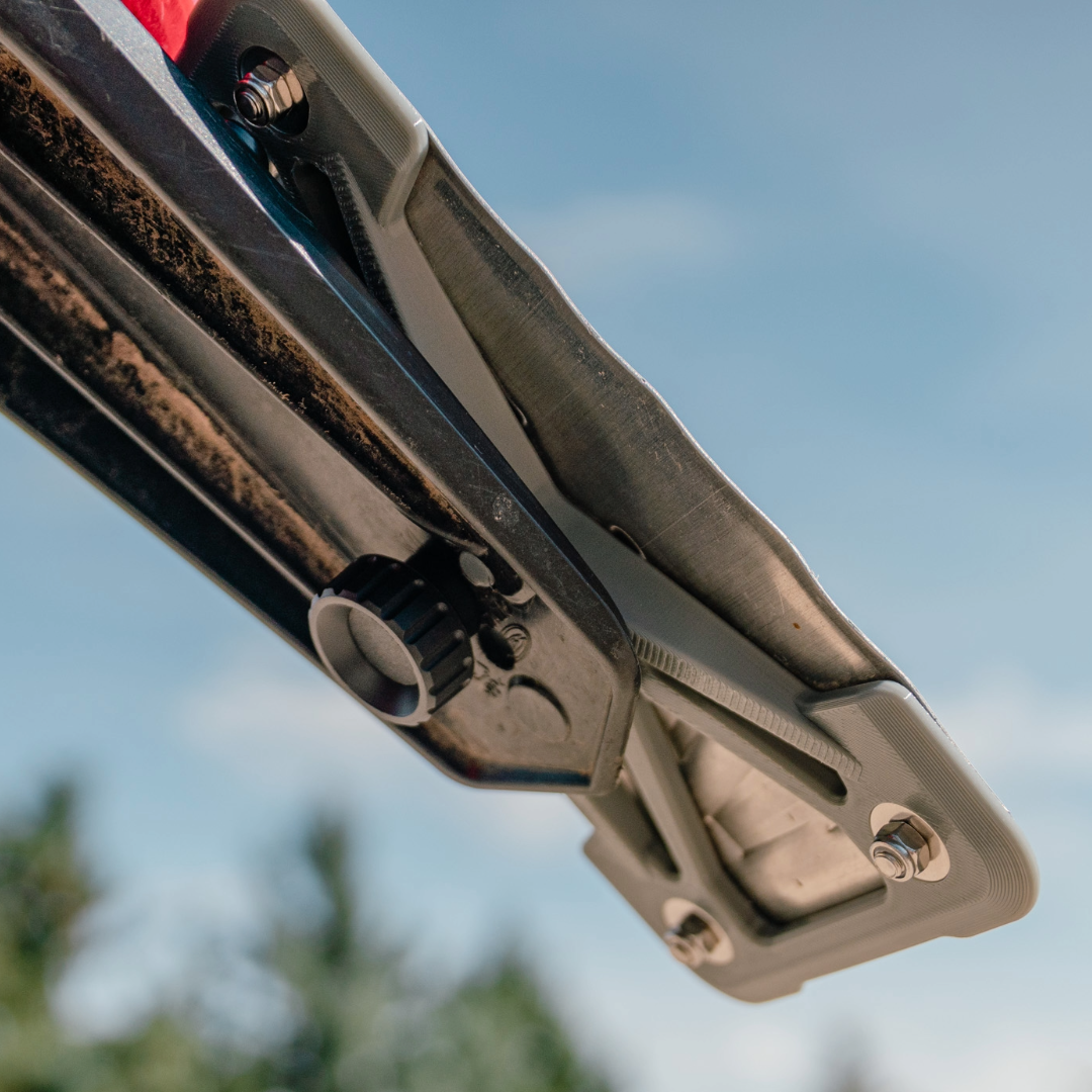 The Mullet, License Plate Holder